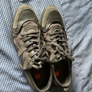 Men Hugo boss size 43 (10) sneaker